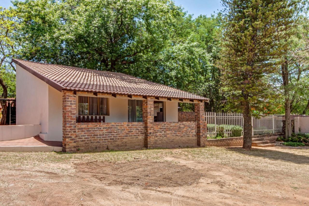 Dalberry Guest House โจฮันเนสเบิร์ก ภายนอก รูปภาพ