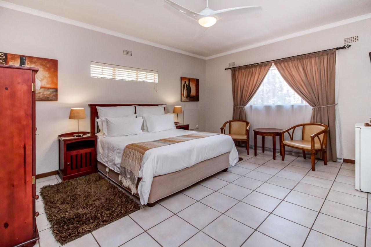 Dalberry Guest House โจฮันเนสเบิร์ก ภายนอก รูปภาพ