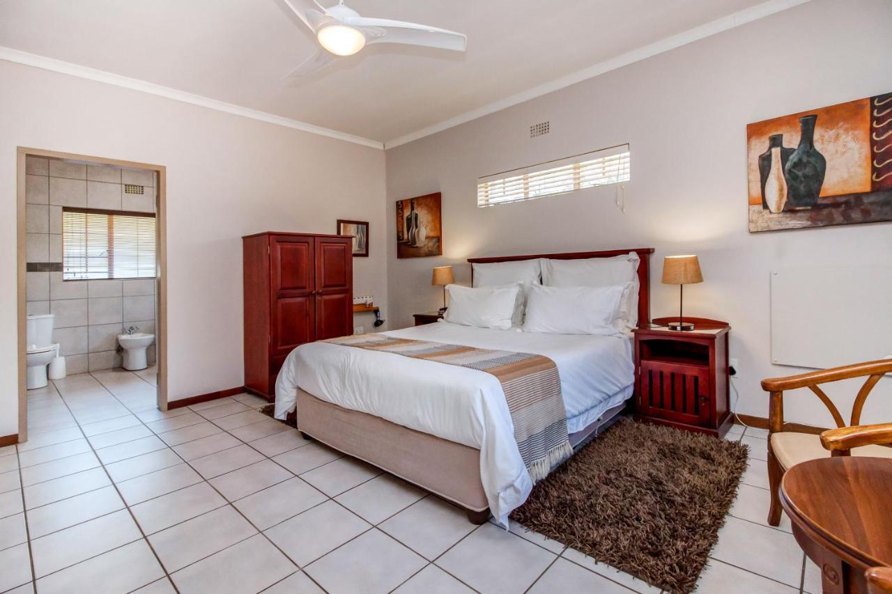 Dalberry Guest House โจฮันเนสเบิร์ก ภายนอก รูปภาพ