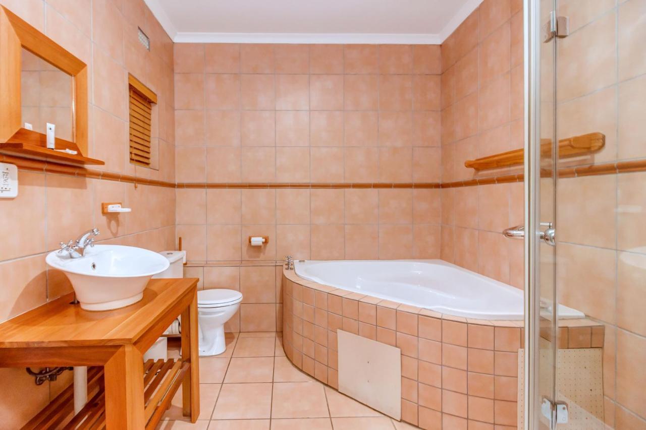 Dalberry Guest House โจฮันเนสเบิร์ก ภายนอก รูปภาพ