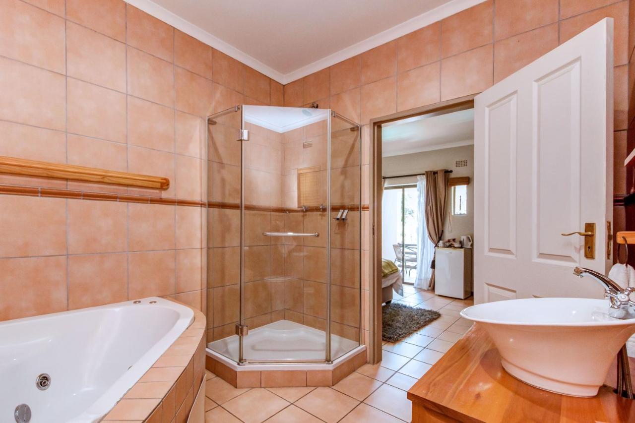 Dalberry Guest House โจฮันเนสเบิร์ก ภายนอก รูปภาพ