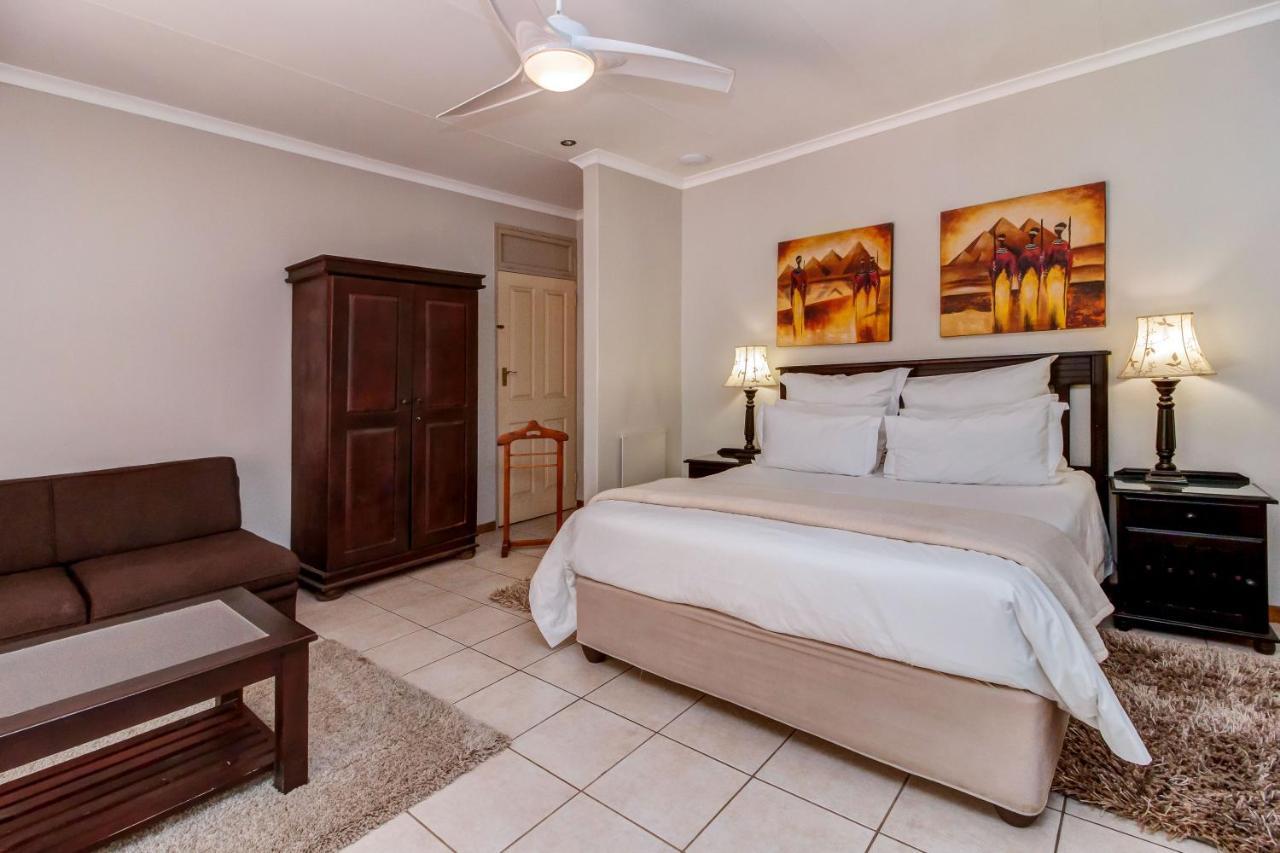 Dalberry Guest House โจฮันเนสเบิร์ก ภายนอก รูปภาพ