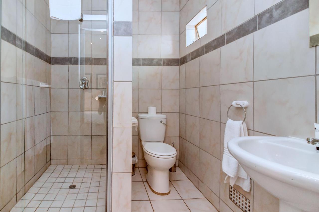 Dalberry Guest House โจฮันเนสเบิร์ก ภายนอก รูปภาพ